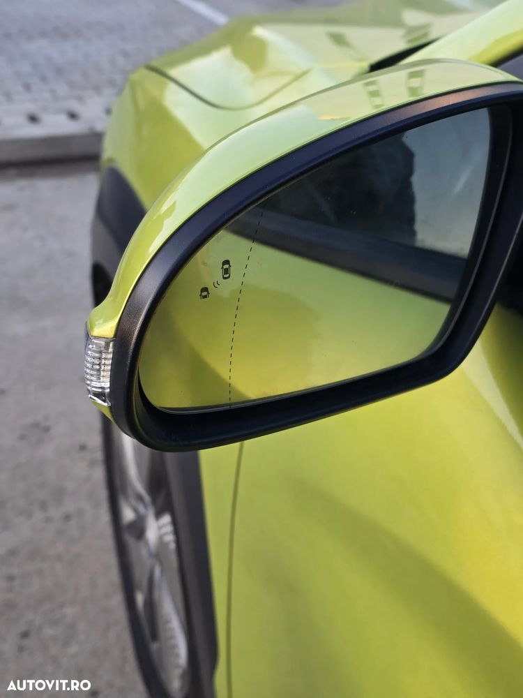 Hyundai KONA Premium - 11