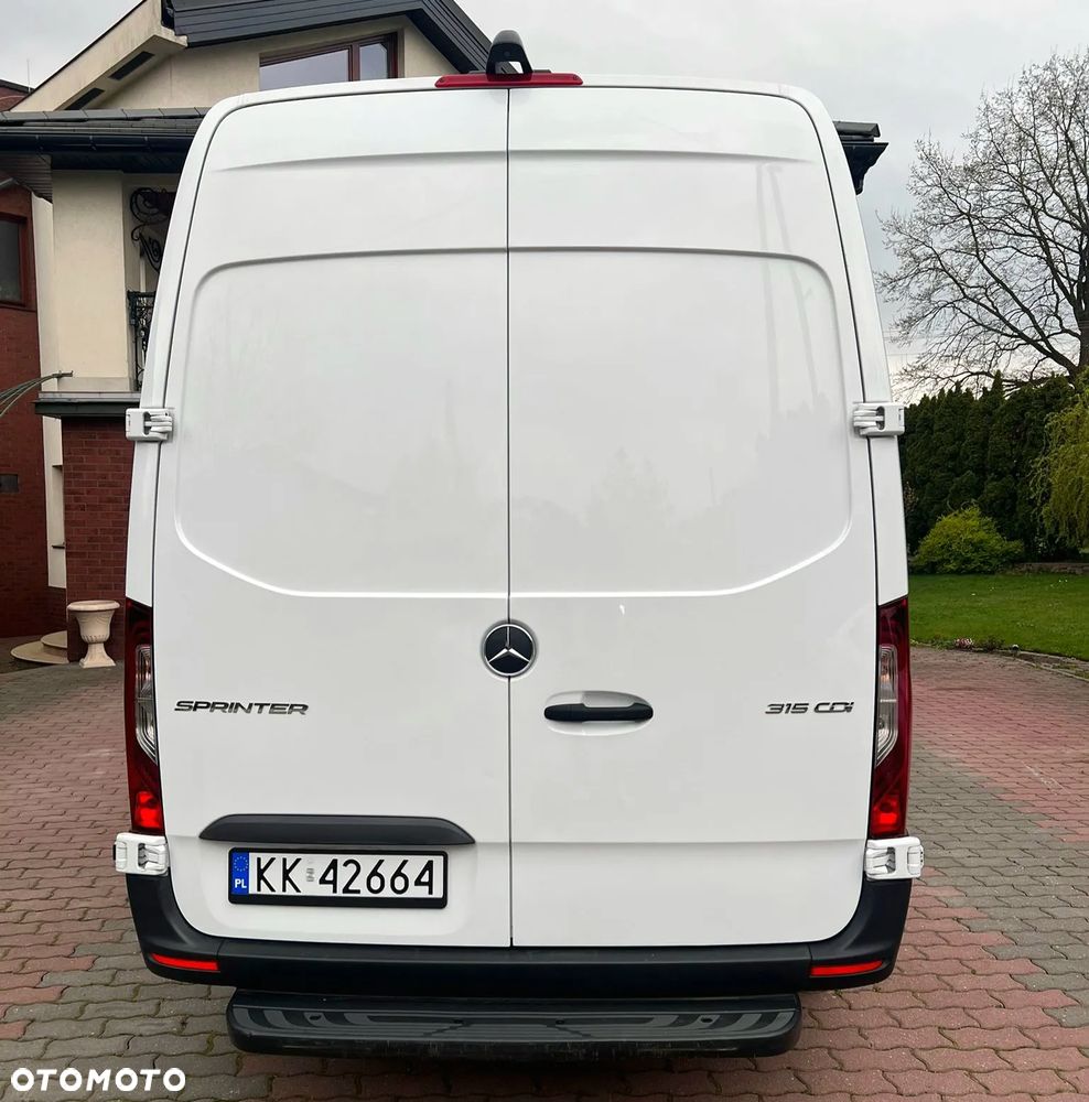Mercedes-Benz SPRINTER 315 - 8