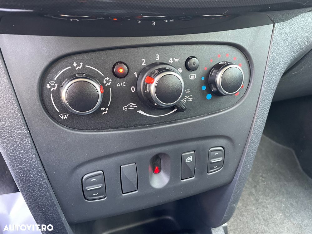 Dacia Sandero SCe 75 Comfort - 12