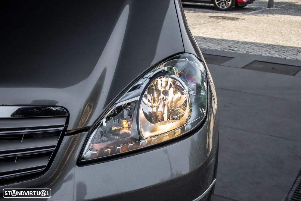 Mercedes-Benz A 160 BlueEFFICIENCY Avantgarde - 8