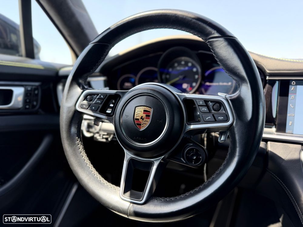 Porsche Panamera Sport Turismo Turbo S E-Hybrid - 15