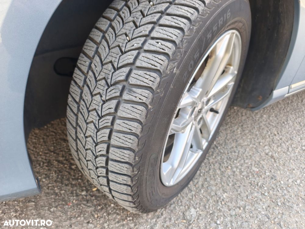 Volkswagen Passat 1.6 TDI BlueMotion Technology Comfortline - 24