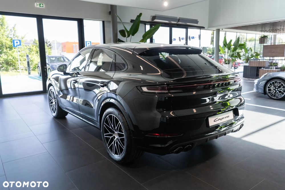 Porsche Cayenne Black Edition - 4