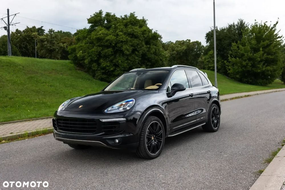 Porsche Cayenne S - 2