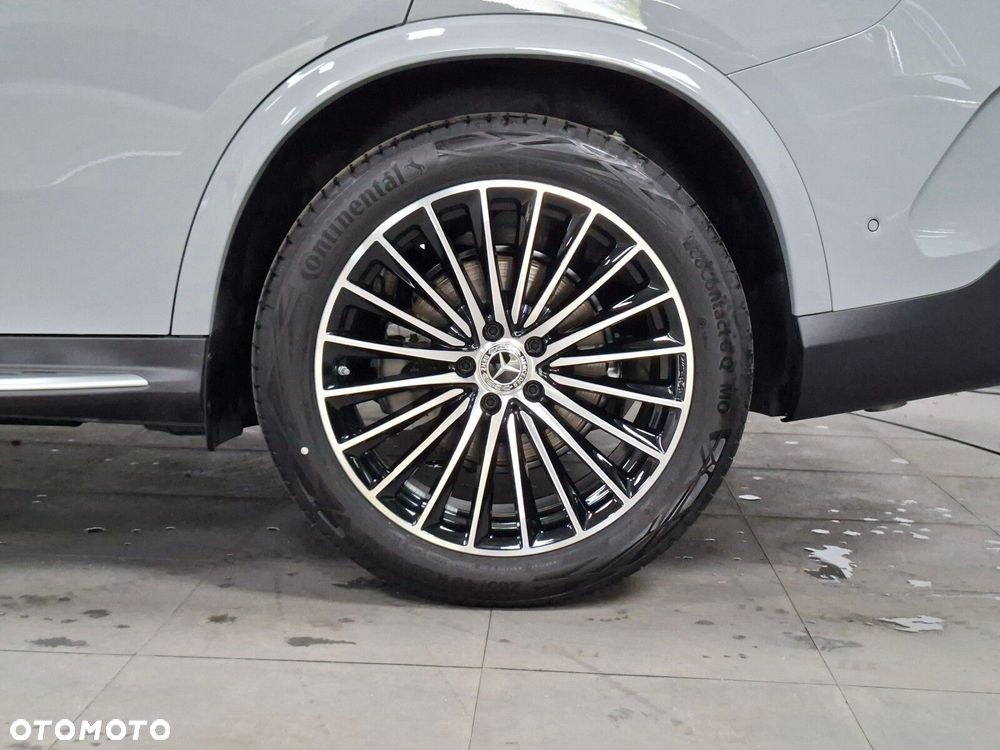 Mercedes-Benz GLC - 7