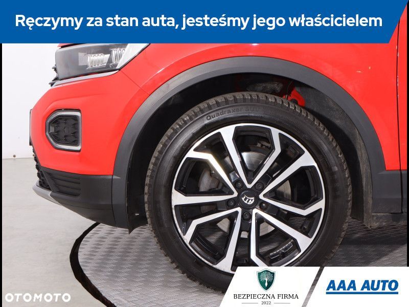 Volkswagen T-Roc - 16