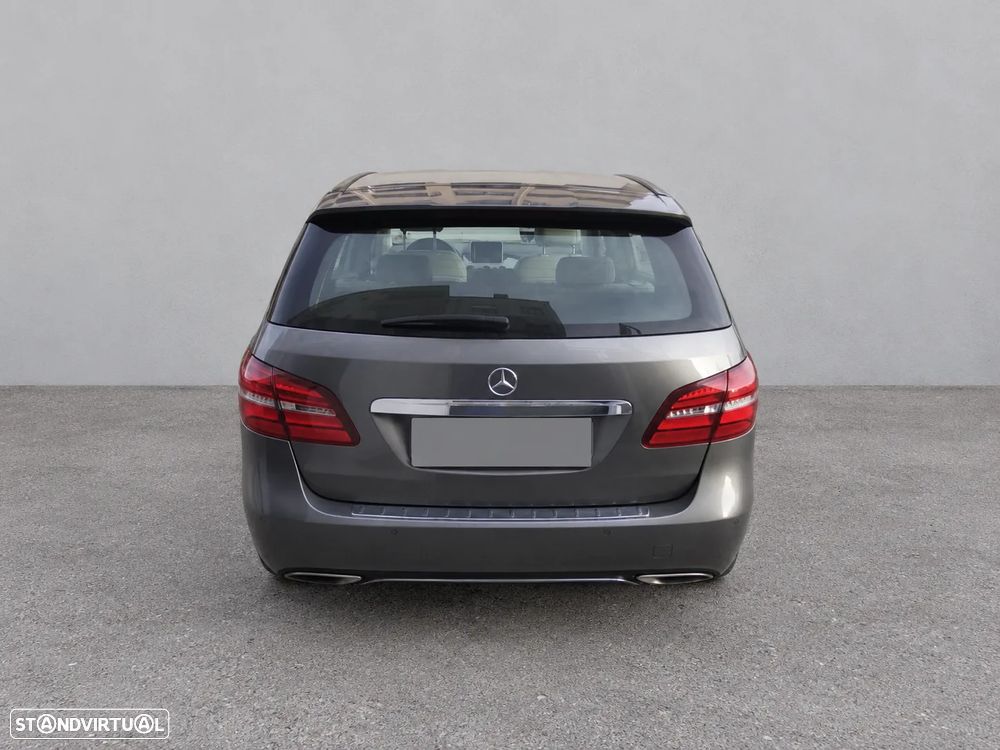 Mercedes-Benz B 200 - 5