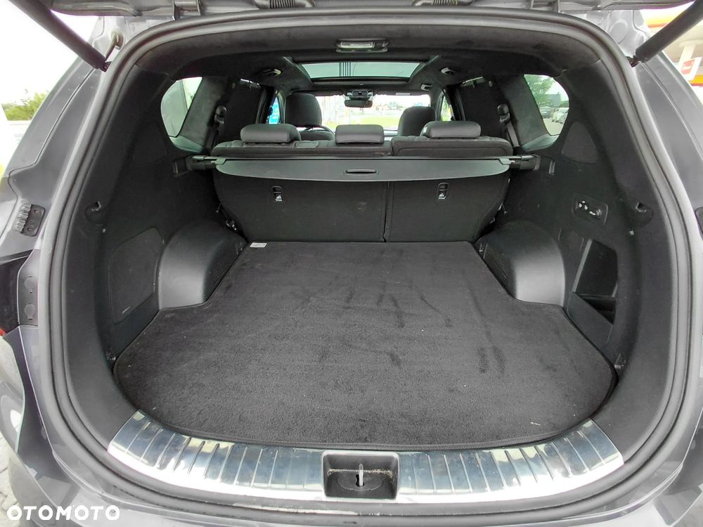 Hyundai Santa Fe - 26
