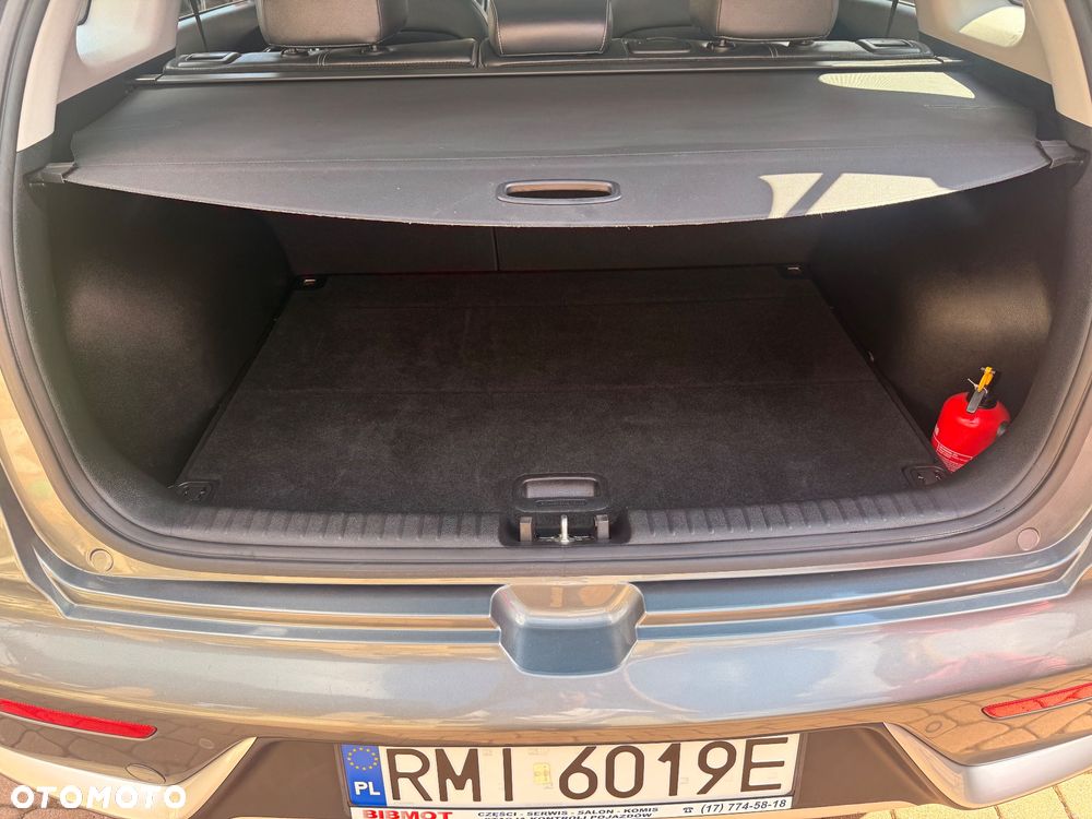 Kia Niro 1.6 GDI Hybrid L Business Line - 4