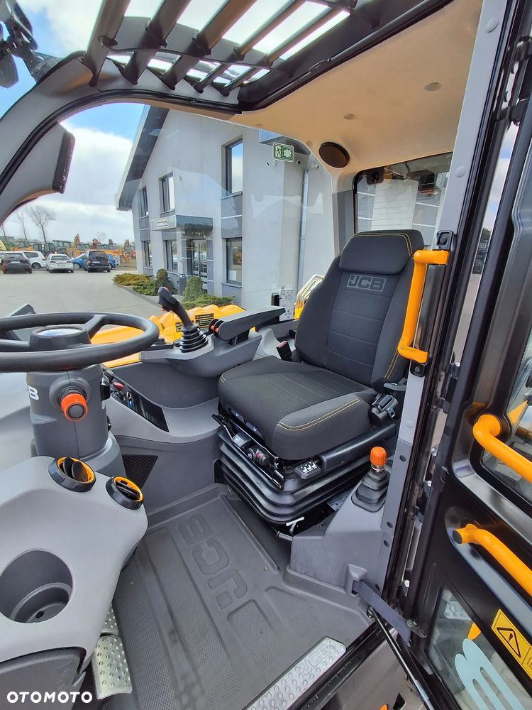 JCB 560-80 AGRI XTRA DUALTECH VT - 10