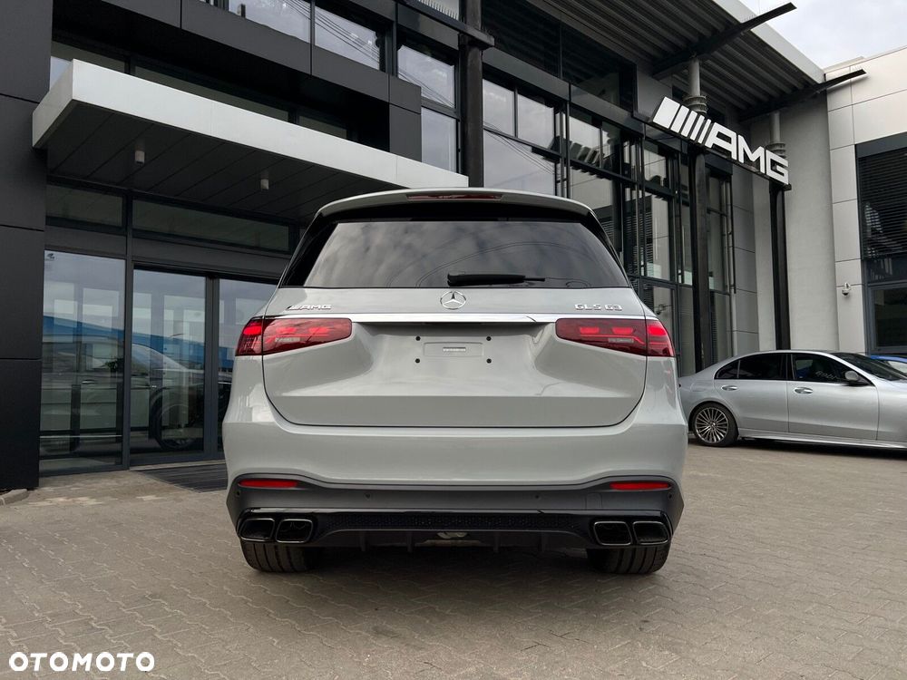Mercedes-Benz GLS - 24