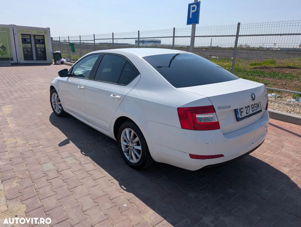 Skoda Octavia 2.0 TDI STYLE - 7