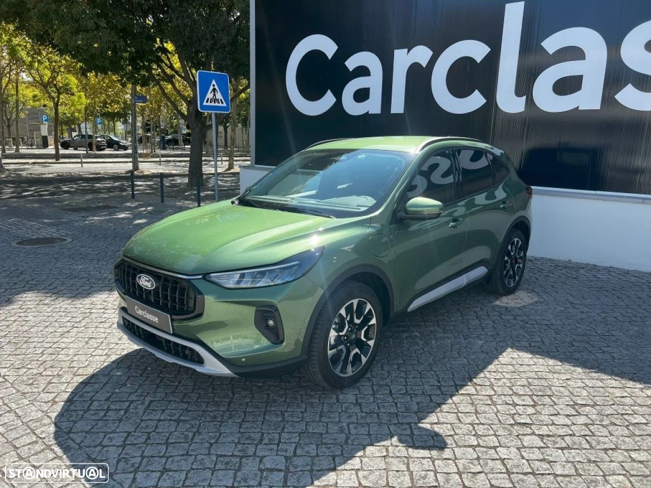 Ford Kuga - 1