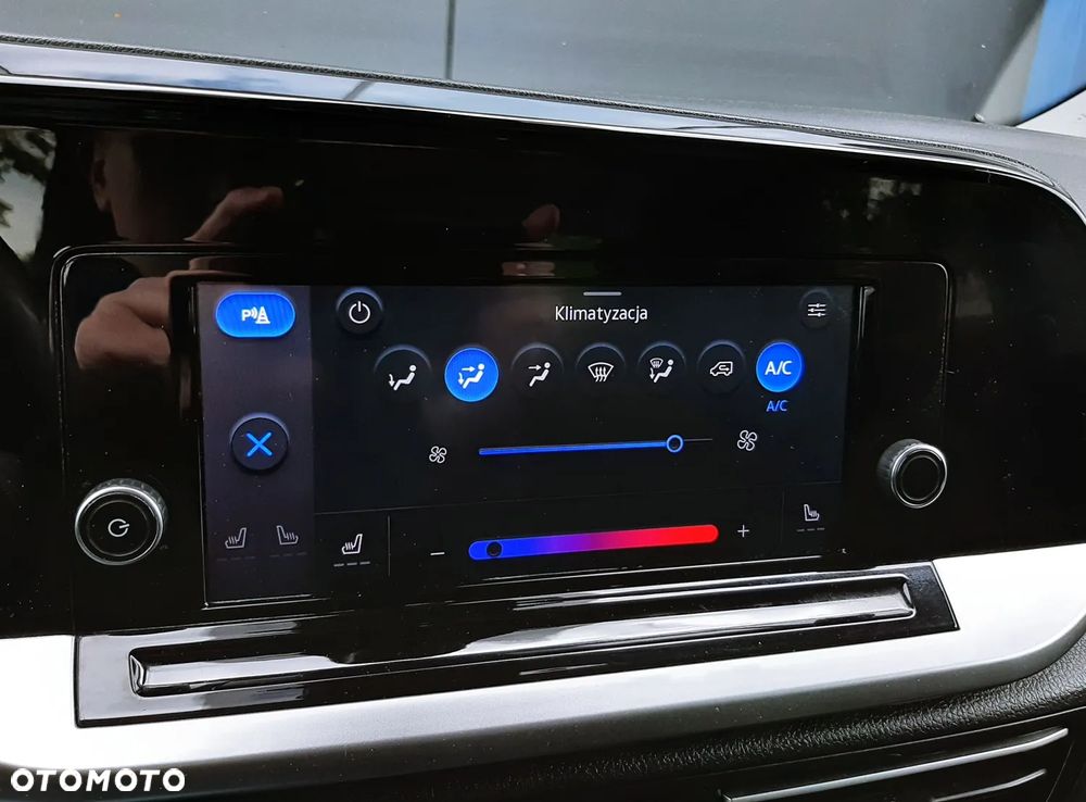 Ford Tourneo Connect 2.0 EcoBlue Titanium - 38
