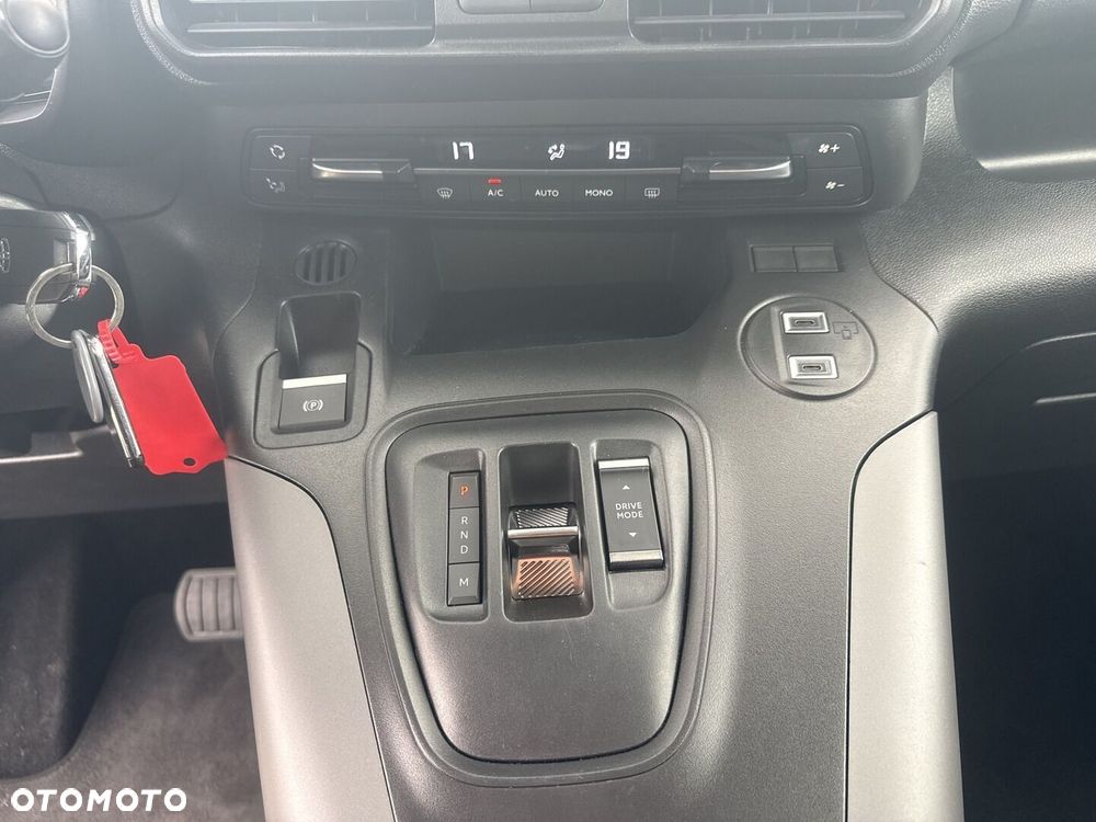 Toyota Proace City Verso 1.5 D-4D Family - 23