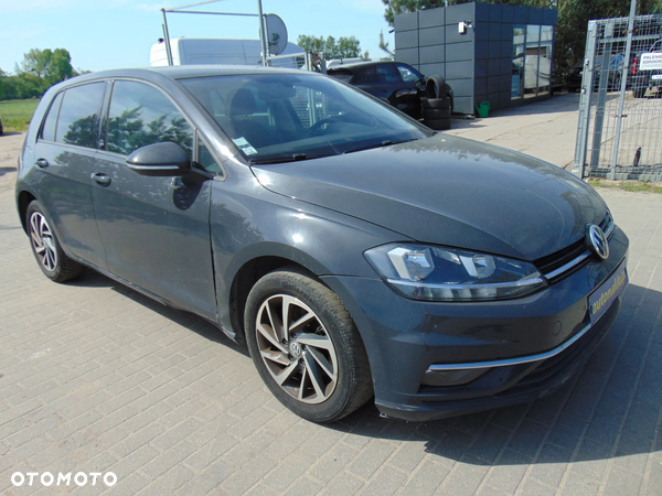 Volkswagen Golf 1.4 TSI Sound