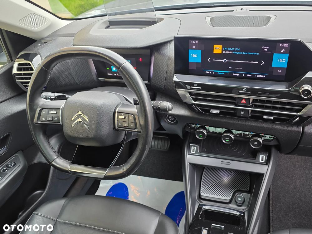 Citroën C4 BlueHDi 130 Stop&Start EAT8 SHINE - 33