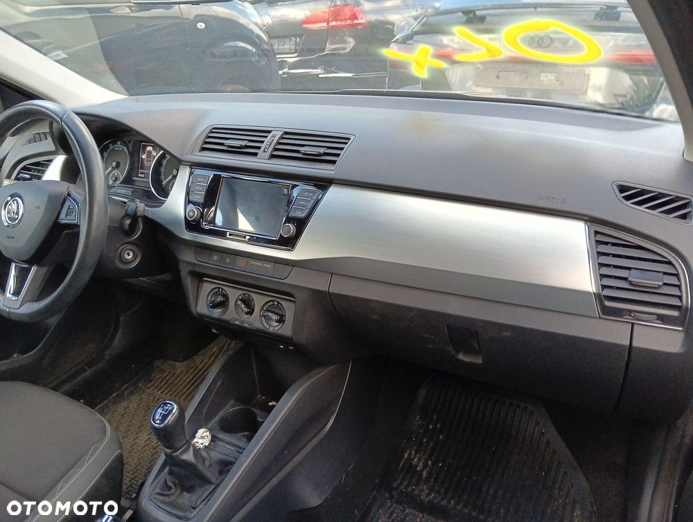 Kamera Cofania (Błotnik, Kierownica, Fotele, Części Silnikowe) Skoda Fabia 1,0 Benzyna 95 Km 2019 R - 8