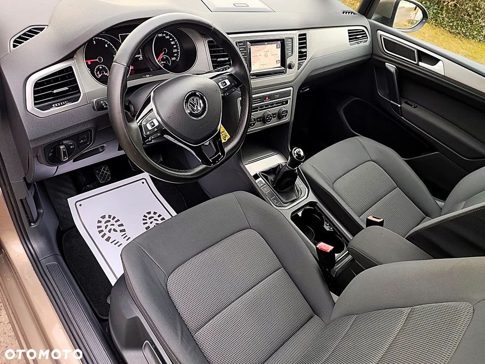 Volkswagen Golf Sportsvan 1.6 TDI BlueMotion Technology Lounge - 9