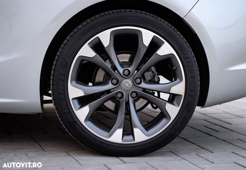 Opel Cascada 2.0 CDTI ECOTEC Start/Stop Cabriolet - 28