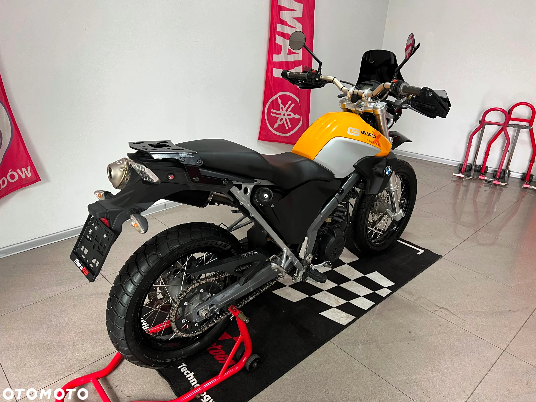 BMW G - 6