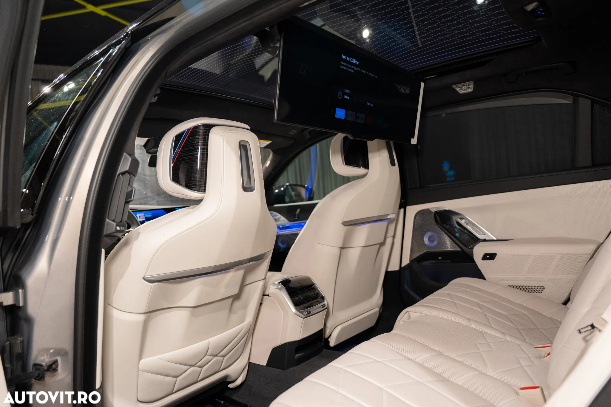 BMW Seria 7 740d xDrive MHEV - 34