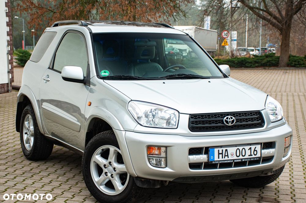 Toyota RAV4 2.0 VVT-i Prestige - 1