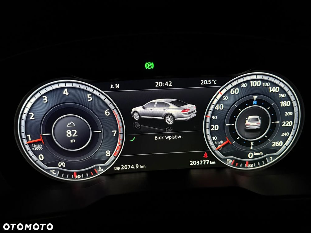 Volkswagen Passat - 28