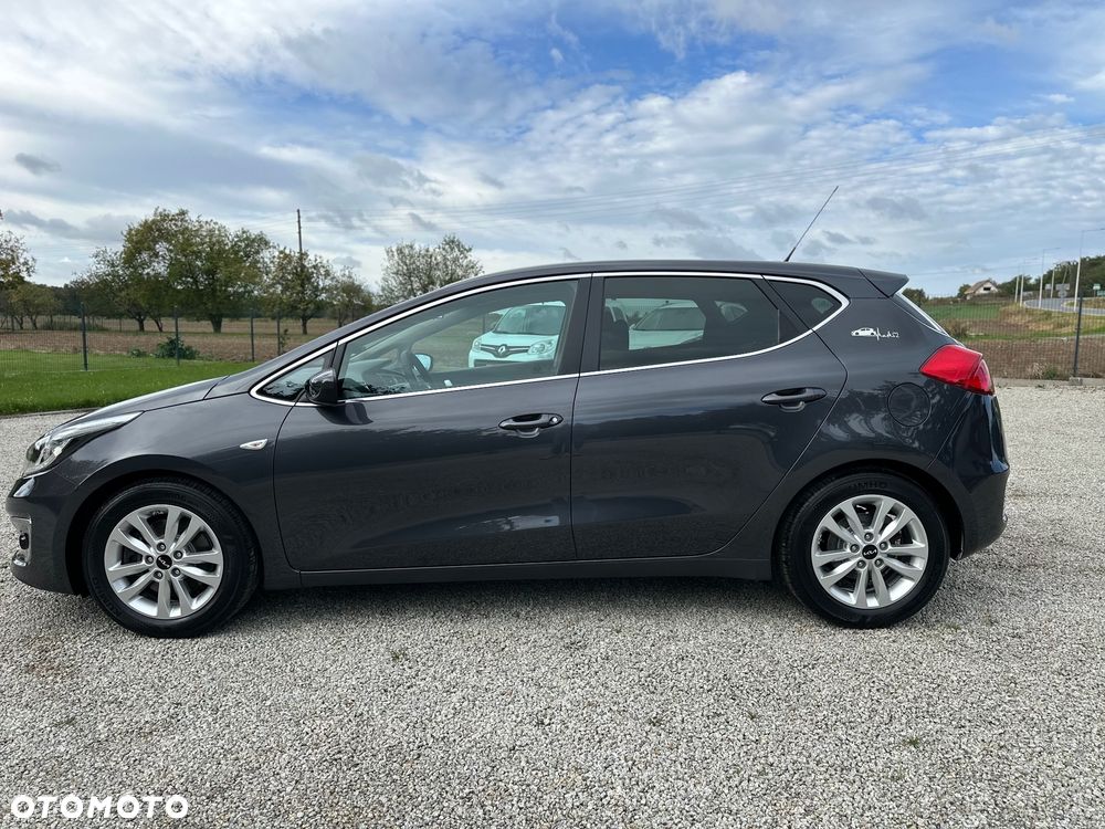 Kia Ceed 1.6 GDI Platinum Edition - 5