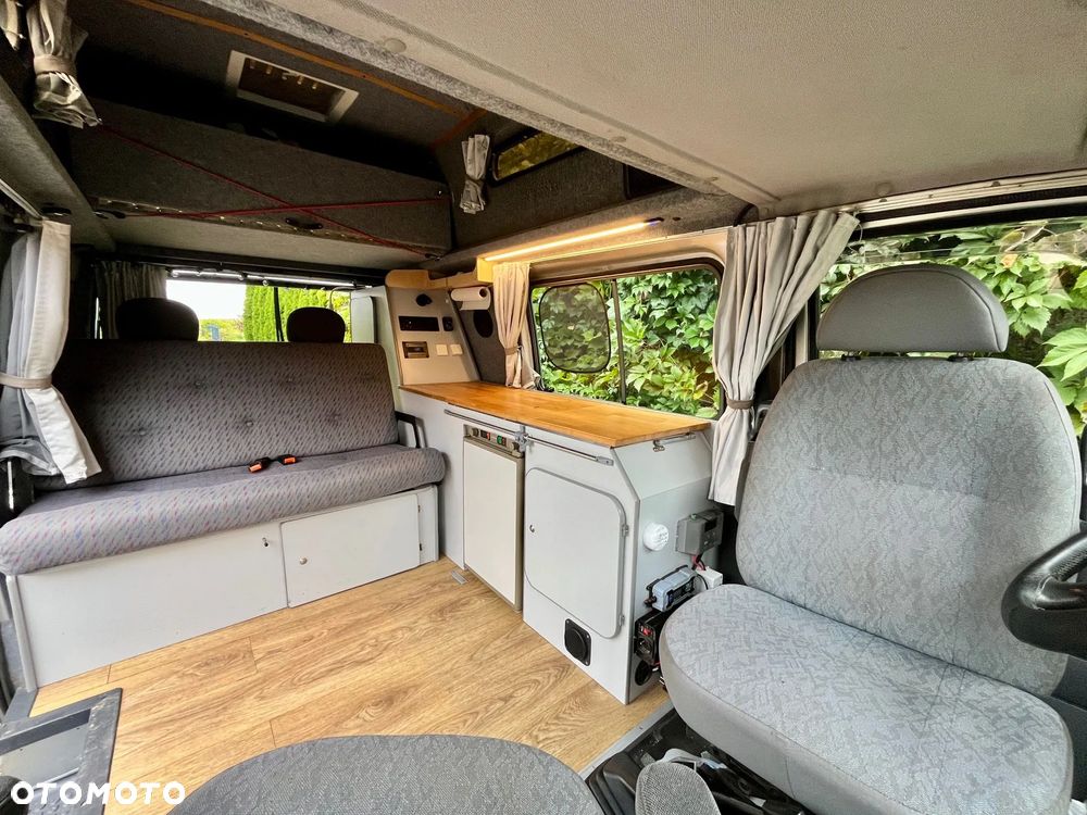 Ford Transit - 13