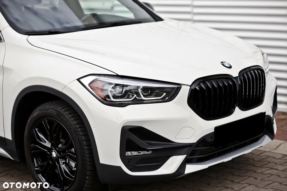 BMW X1 xDrive25i xLine - 9