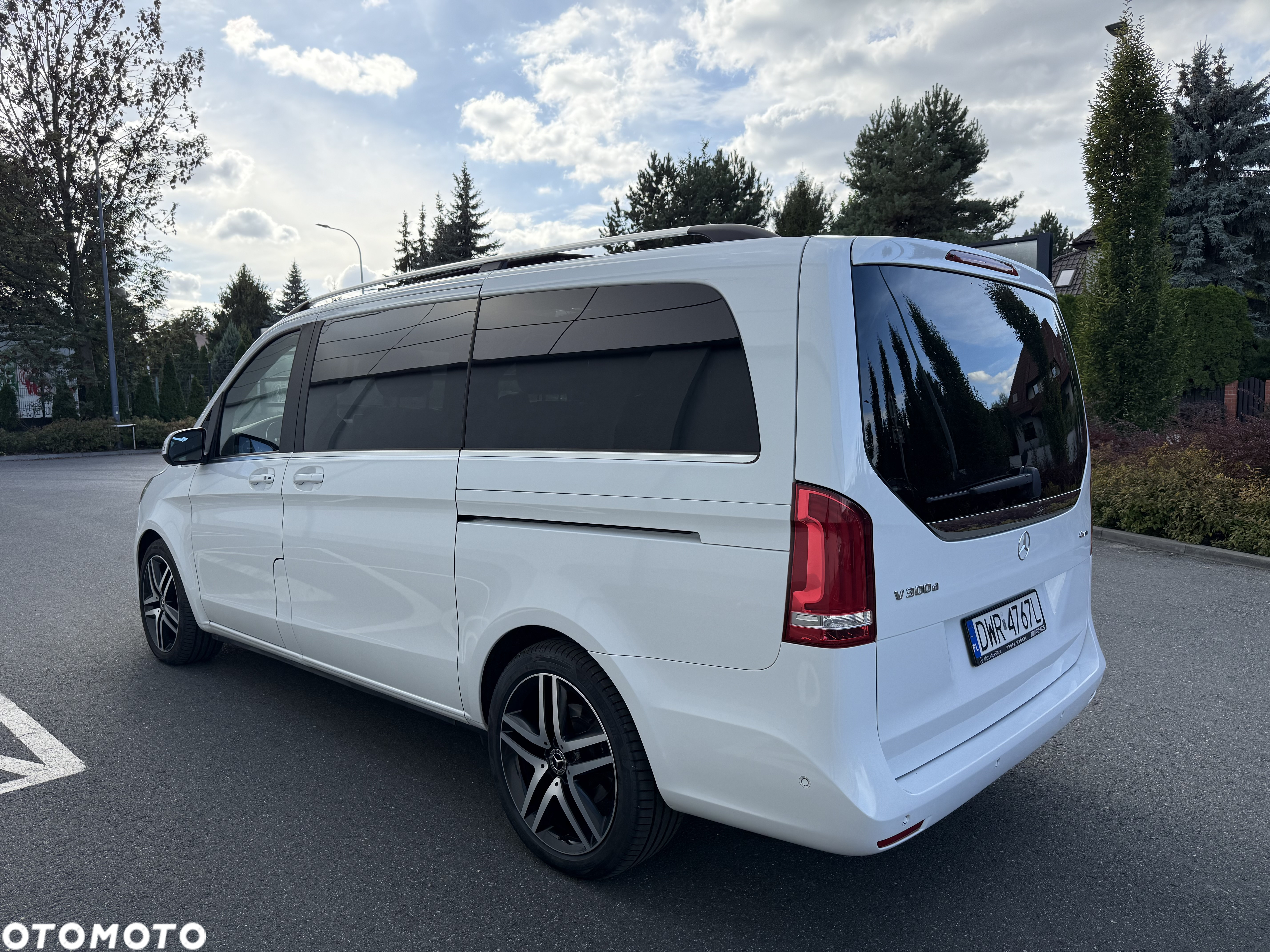 Mercedes-Benz Klasa V 300 d 4-Matic 9G-Tronic - 9