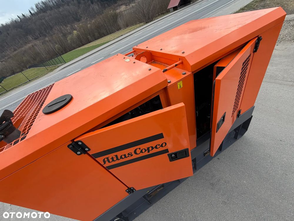 Atlas Copco QAS 60 ST3 Agregat Prądotwórczy Wyciszony GENERATOR 60 KW 2018r. JAK NOWY z Norwegii 5474 mtg Silnik PERKINS 4 cylindry. Prądnica Leroy-Somer. Maszyna działa wzorowo! Nie posiada ani deka zniszczeń! Pochodzi z Upadłośći Norweskiej. Okazja pełny ORYGINAŁ. Maszyna po serwisach w autoryzowanym oddziale. Kolejny serwis dopiero za 2 tysiące mtg. Agregat Gotowy do pracy!! - 31