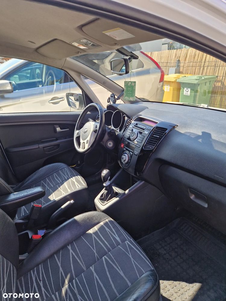 Kia Venga 1.6 CRDi 128 Mind - 16