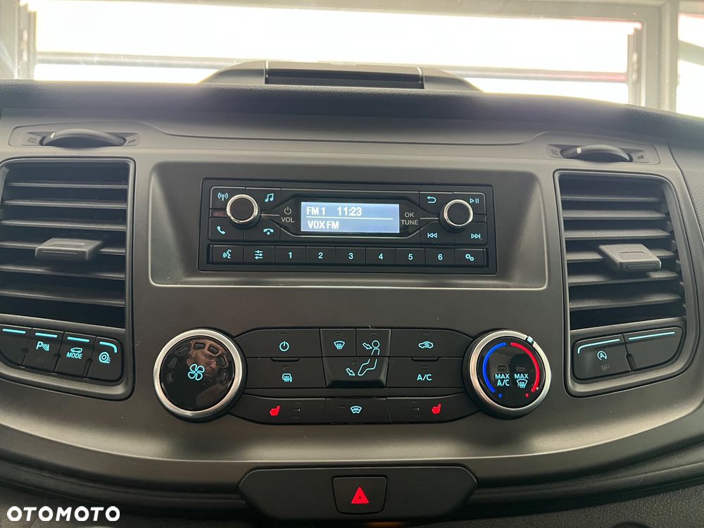 Ford Transit Custom - 32