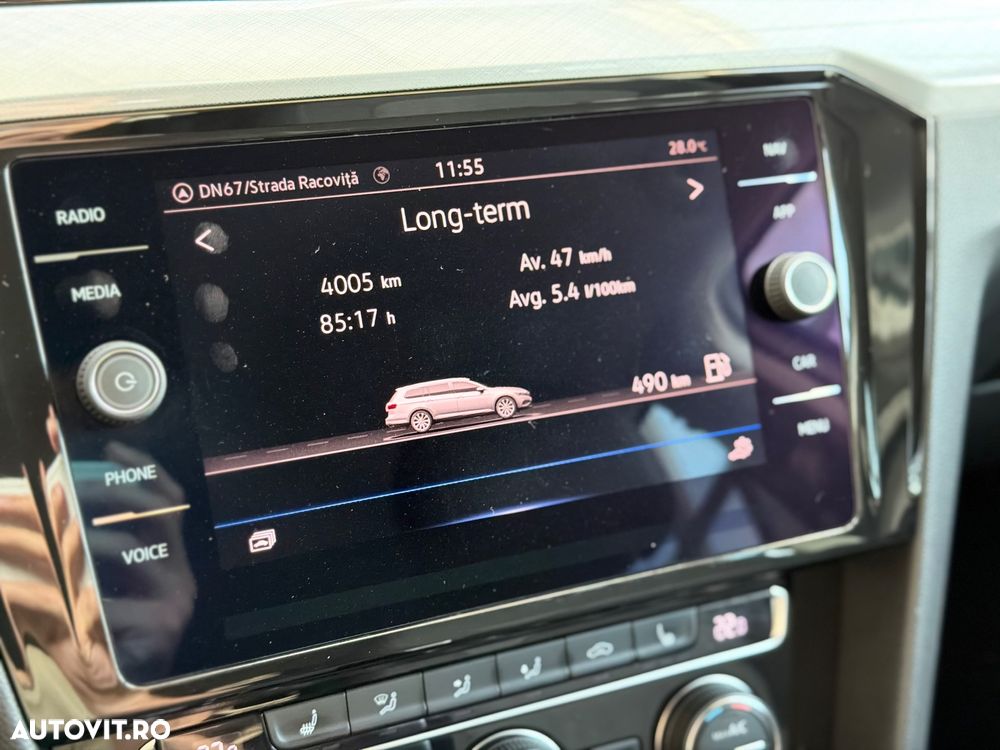 Volkswagen Passat 2.0 TDI DSG Comfortline - 23