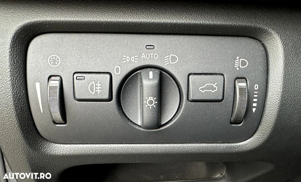 Volvo V40 - 30