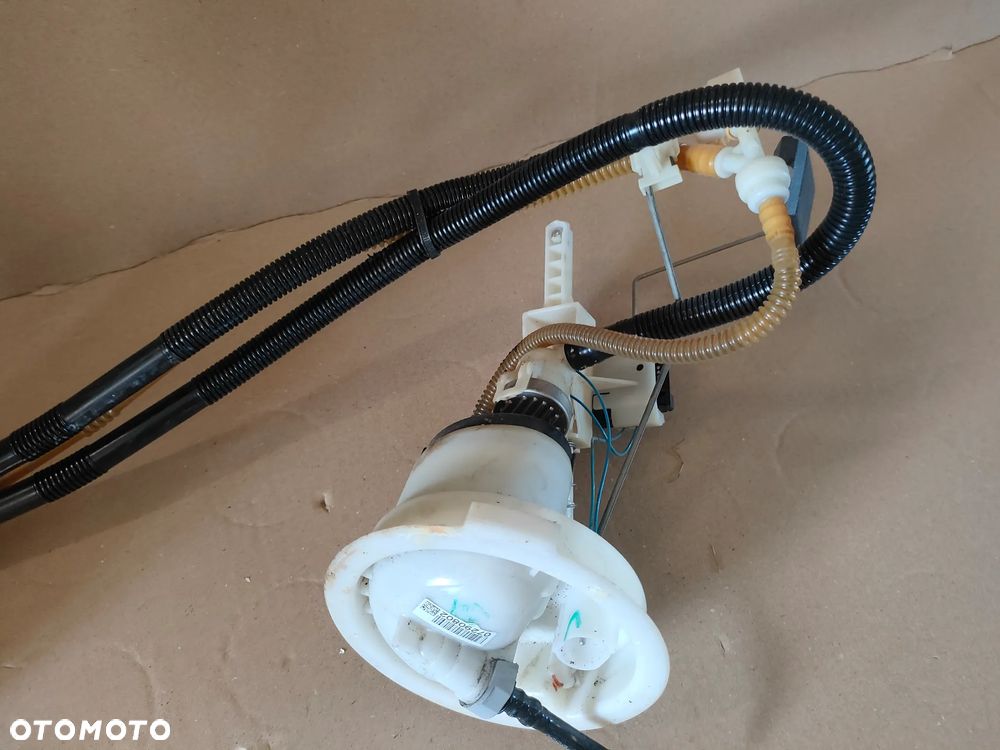 BMW E90 E91 LIFT 2.0B POMPA PALIWA PŁYWAK - 6
