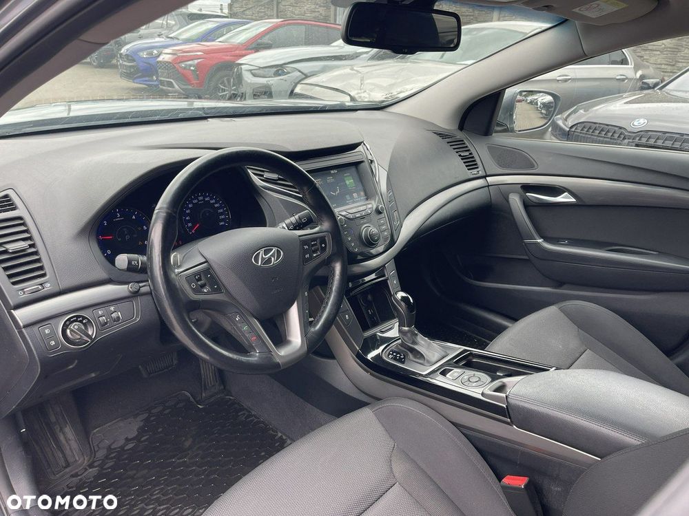 Hyundai i40 1.7 CRDi Comfort DCT - 6