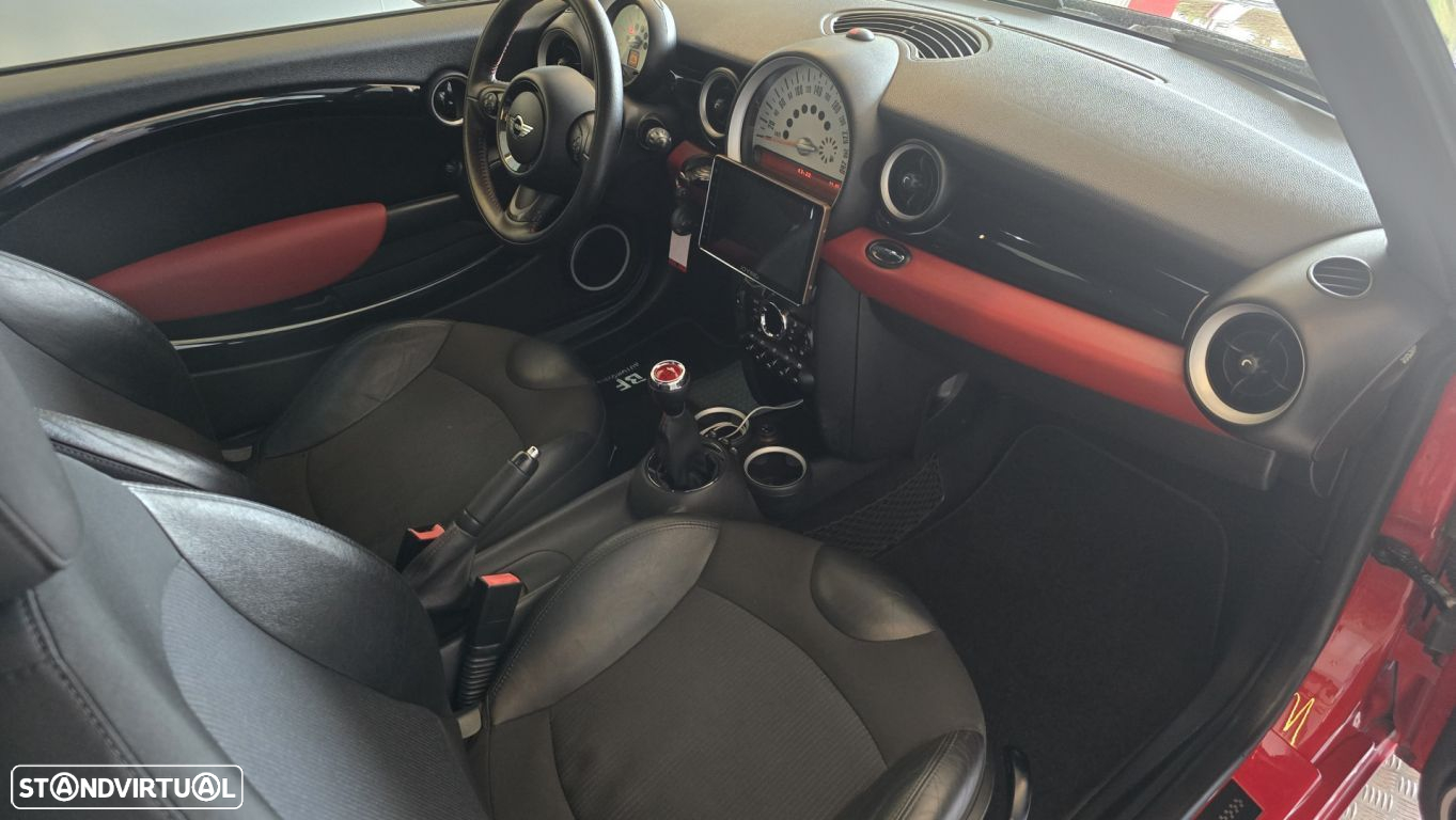 MINI 3 Portas Cooper D - 6