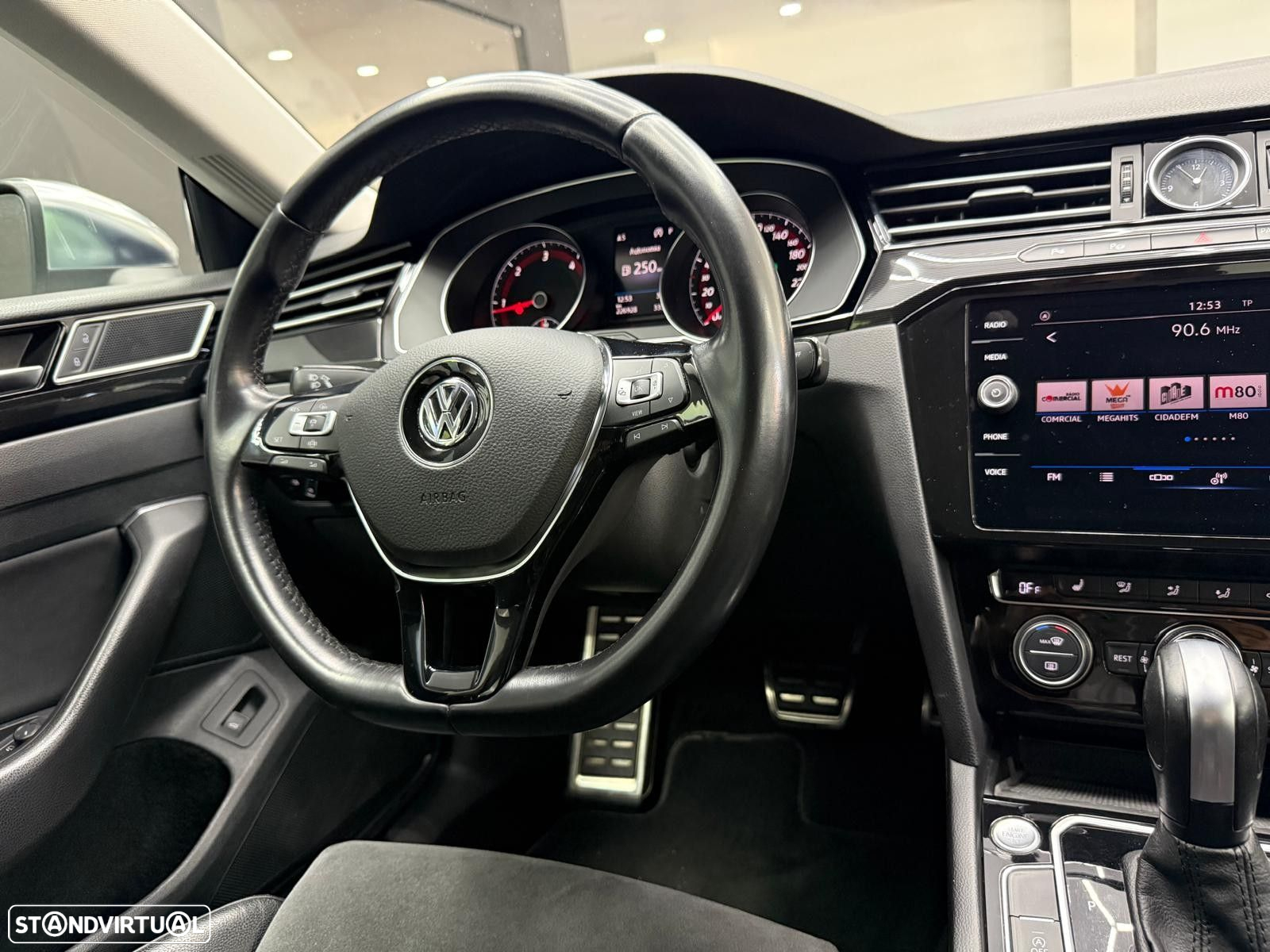 VW Arteon 2.0 TDI Elegance DSG - 23