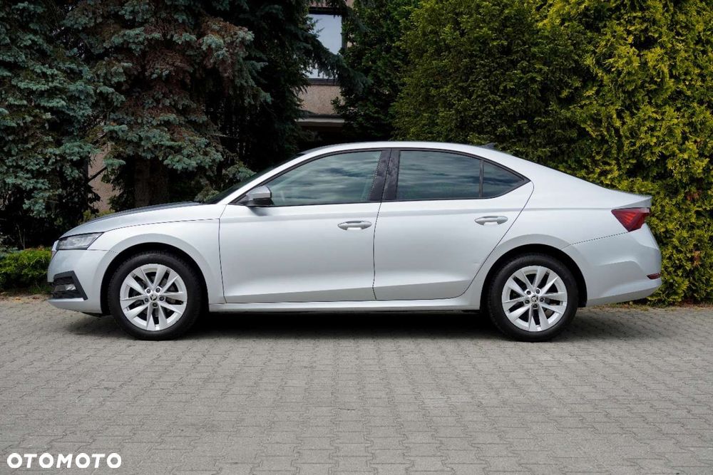 Skoda Octavia 2.0 TDI Ambition DSG - 6