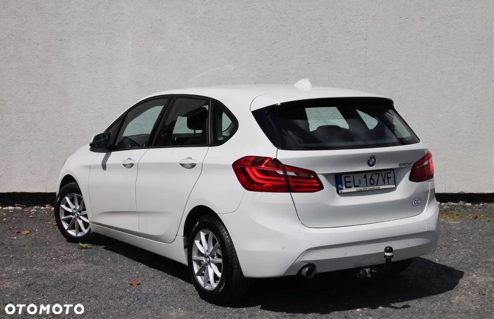 BMW Seria 2 216d - 3