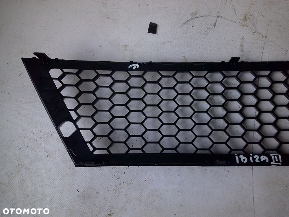 seat ibiza iii 05-09r kratka zderzaka przód przednia - 4