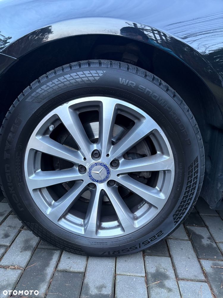 Mercedes-Benz Klasa E 220 d 9G-TRONIC - 8