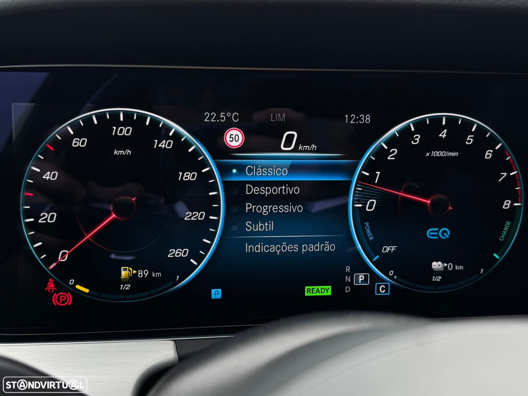 Mercedes-Benz E 300 e AMG Line - 36