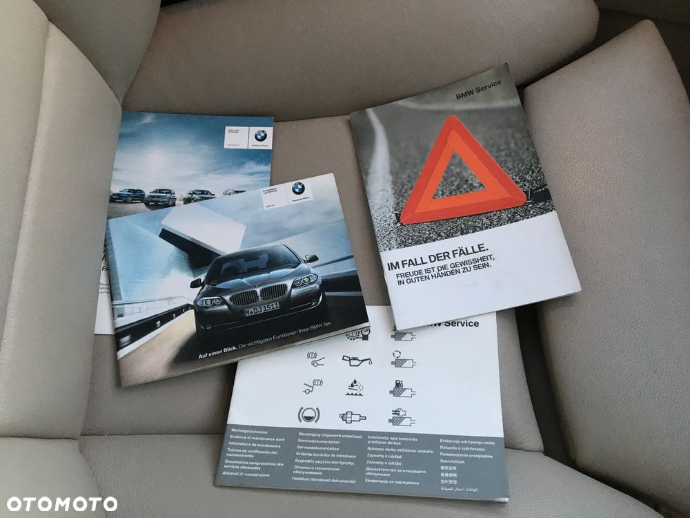 BMW Seria 5 535d xDrive Sport-Aut Luxury Line - 14