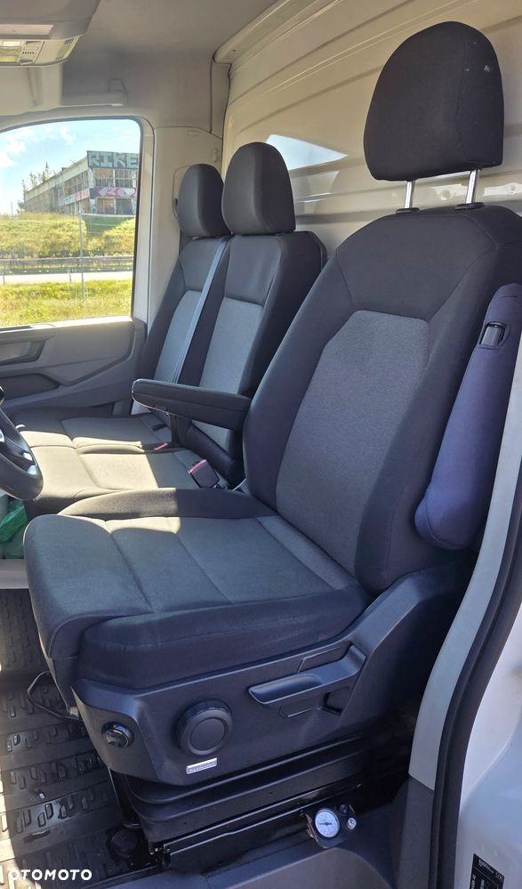 Volkswagen Crafter - 13