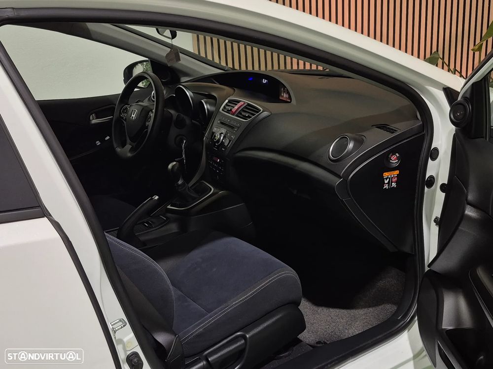 Honda Civic 1.4 i-VTEC Sport - 12