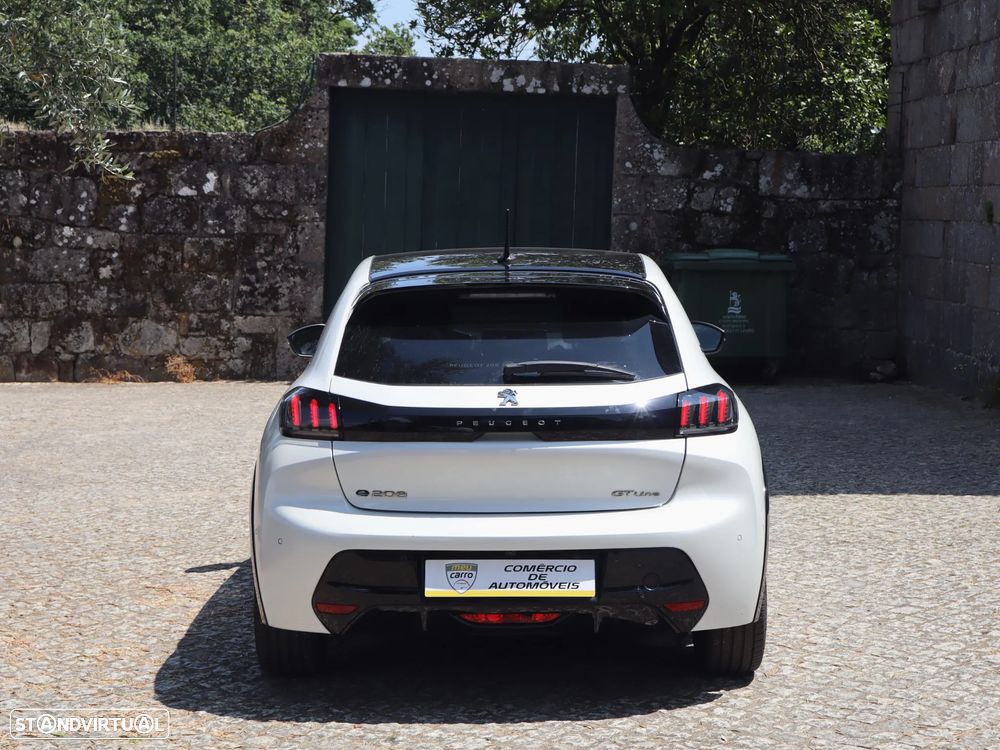 Peugeot e-208 GT - 3